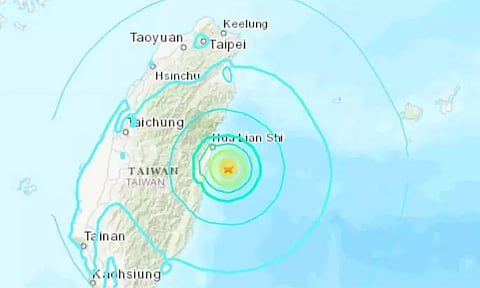 சக்தி வாய்ந்த நில நடுக்கத்தால் குலுங்கியது, தைவான் : பீதியில் மக்கள் வீதிகளில் தஞ்சம்