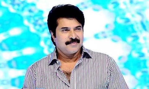 டைரக்டரை உருவக்கேலி செய்து மன்னிப்பு கேட்ட மம்முட்டி