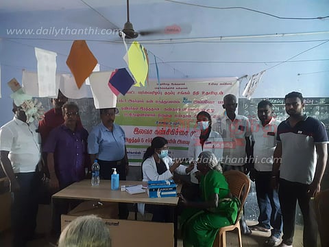 இலவச கண் சிகிச்சை முகாம்