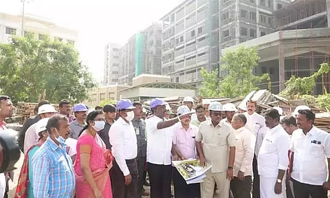 சென்னை கிண்டியில் கட்டப்பட்டு வரும் பன்னோக்கு சிறப்பு ஆஸ்பத்திரி பணியை அமைச்சர் மா.சுப்பிரமணியன் ஆய்வு