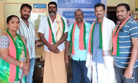 மாற்றுக்கட்சியினர் பா.ஜ.க.வில் இணைந்தனர்