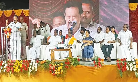 வாரிசு அரசியலை பற்றி நேருக்கு நேர் விவாதிக்க தயாரா? அமைச்சர் பொன்முடி சவால்