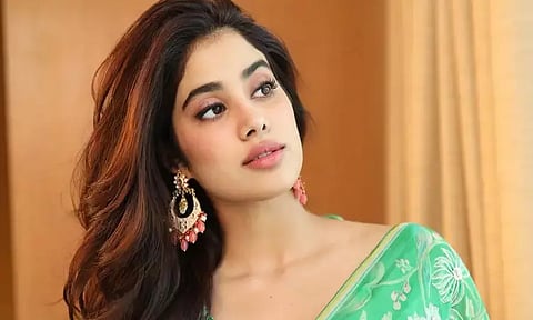 முன்னாள் முதல்-மந்திரி பேரனுடன் ஜான்வி கபூர் காதலா?