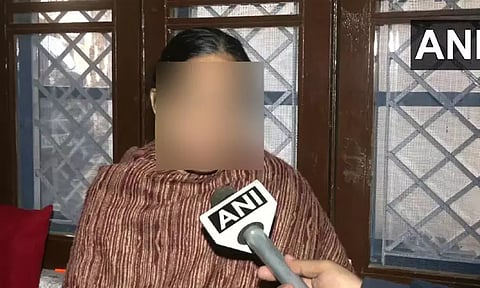 காஷ்மீரி பண்டிட்டை கொன்ற பயங்கரவாதி சுட்டு கொலை; நீதி கிடைத்துள்ளது: பண்டிட் மனைவி பேட்டி