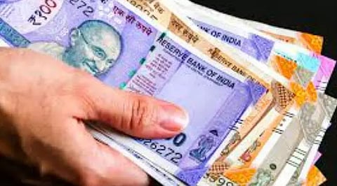 தமிழக அரசு வழங்க இருப்பது பொங்கல் பரிசு தொகுப்பா? ரொக்கப் பணமா? பொதுமக்கள் எதிர்பார்ப்பு