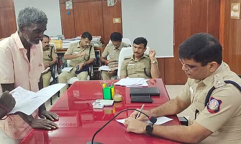 விழுப்புரம்போலீஸ் சூப்பிரண்டு அலுவலகத்தில் மக்கள் குறைகேட்பு கூட்டம்