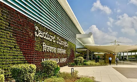 குவைத்தில் இருந்து ஆந்திரா வந்த இளம்பெண்ணுக்கு புதிய வகை கொரோனா பாதிப்பு