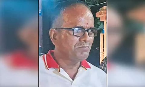தபால் துறையில் வேலை வாங்கி தருவதாக ரூ.1 கோடி மோசடி - முன்னாள் ஊழியர் கைது