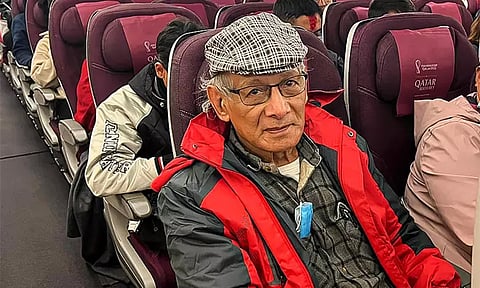 நாடு கடத்தப்பட்ட தொடர் கொலைகாரன் சோப்ராஜ் பிரான்ஸ் சென்றடைந்தான்