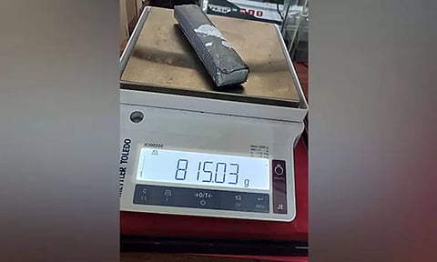 விமானத்தின் கழிவறையில் இருந்து ரூ.40 லட்சம் மதிப்புள்ள தங்கம் கண்டெடுப்பு