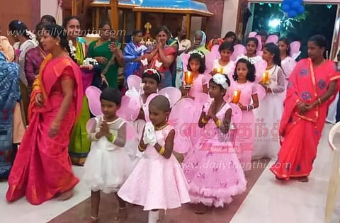 தேவாலயங்களில் சிறப்பு பிரார்த்தனை