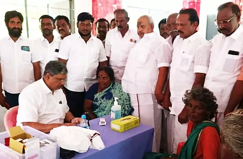 இலவச கண் மருத்துவ முகாம்