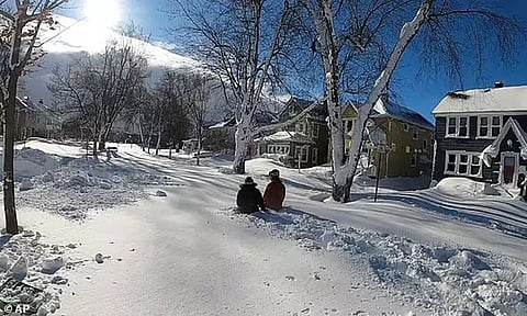 அமெரிக்காவை மிரட்டும் வெடிகுண்டு பனிப்புயல்; பலி 39 ஆக அதிகரிப்பு