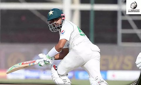 நியூசிலாந்துக்கு எதிரான முதலாவது டெஸ்ட்: பாபர் அசாம் சதத்தால் பாகிஸ்தான் 317 ரன் சேர்ப்பு