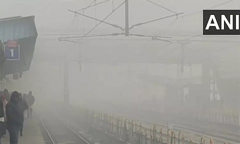 வட மாநிலங்களில் 2-வது நாளாக கடும் பனிப்பொழிவு