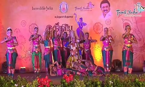 மாமல்லபுரம் நாட்டிய விழா நிகழ்ச்சிகளை செல்போனில் படம் பிடிக்க சுற்றுலா பயணிகளுக்கு தடை - சுற்றுலாத்துறை நடவடிக்கை