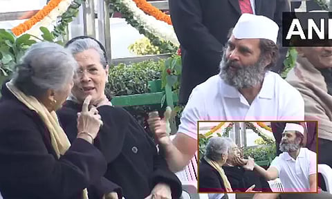 காங்கிரஸ் நிறுவன நாளை தாயாருடன் மகிழ்ச்சியாக கொண்டாடிய ராகுல் காந்தி