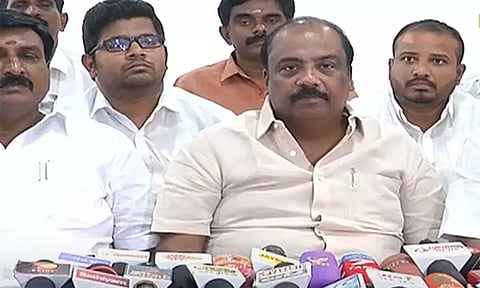 ஒற்றுமையாக இருந்த அதிமுகவை துண்டாக்கியவர் ஜெயக்குமார் - மருது அழகுராஜ் பரபரப்பு குற்றச்சாட்டு