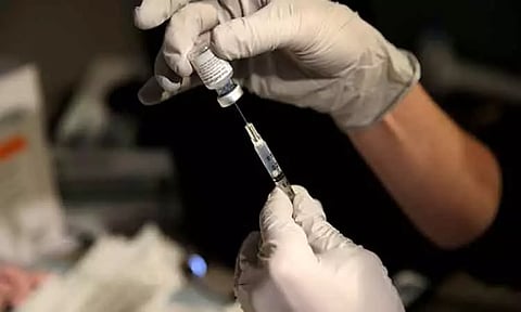 3 டோஸ் தடுப்பூசி போட்டவர்களுக்கு காப்பீடு பாலிசிகளில் சலுகை வழங்க இந்திய காப்பீடு ஒழுங்குமுறை ஆணையம் ஆலோசனை