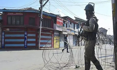 ஜம்மு காஷ்மீரில் ஹிஸ்புல் பயங்கரவாதிக்கு 15 ஆண்டுகள் சிறை தண்டனை விதிப்பு