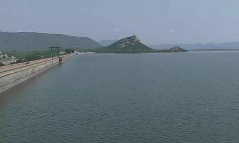 மேட்டூர் அணையில் இருந்து டெல்டா பாசனத்துக்கு வினாடிக்கு 12 ஆயிரம் கனஅடி தண்ணீர் திறப்பு