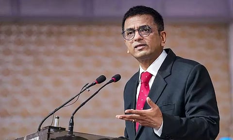 வக்கீல் கிடைக்காததால் 63 லட்சம் வழக்குகள் தாமதம் - சுப்ரீம் கோர்ட்டு தலைமை நீதிபதி