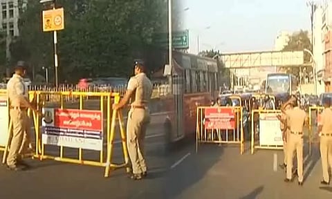 புத்தாண்டு தின கொண்டாட்டங்கள் எதிரொலி - சென்னையில் போலீசார் தீவிர வாகன சோதனை