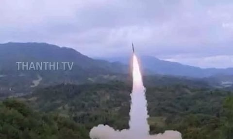 வட கொரியா மீண்டும் 3 ஏவுகணை சோதனைகளை நடத்தியதாக தென் கொரிய அதிபர் குற்றச்சாட்டு