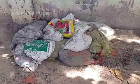 250 கிலோ கடல் அட்டைகள் பறிமுதல்