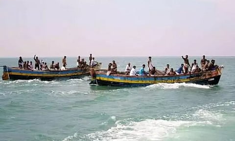 பாகிஸ்தான் சிறைகளில் உள்ள 631 இந்திய மீனவர்களை விடுவிக்க கோரிக்கை