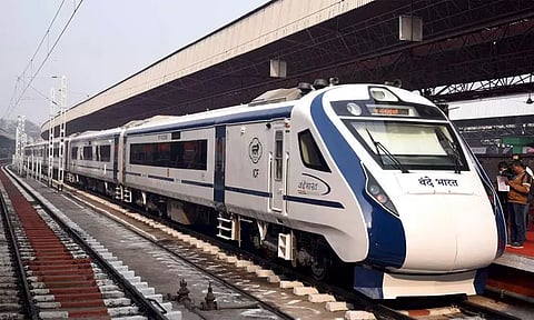 மேற்கு வங்காளத்தில் 'வந்தே பாரத்' ரெயில் மீது கல் வீசி தாக்குதல் என்.ஐ.ஏ. விசாரணைக்கு பா.ஜ.க கோரிக்கை