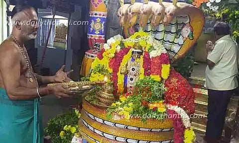 மதனகோபால சுவாமி கோவிலில் துவாதசி ஆராதனை
