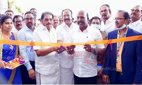 அரசு மருத்துவக்கல்லூரி ஆஸ்பத்திரியில் மருத்துவ சேவை