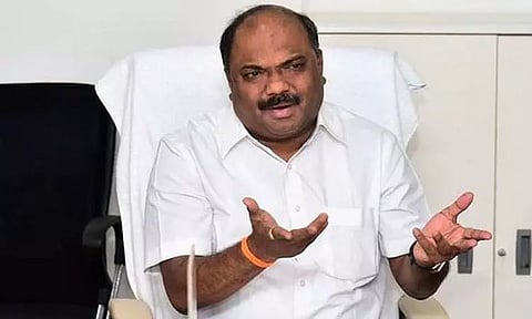 மராட்டிய முன்னாள் மந்திரியின் ரூ.10 கோடி சொத்துகள் முடக்கம் அமலாக்கத்துறை நடவடிக்கை