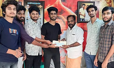 விஜய் விலையில்லா உணவகத்திற்கு ரூ.60 ஆயிரம் நிதி உதவி