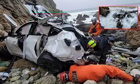 அமெரிக்காவில் தம்பதி, குழந்தைகளுடன் மலையில் கவிழ்ந்த டெஸ்லா கார்; திடுக் பின்னணி...