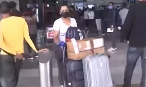 வெளிநாடுகளில் இருந்து இந்தியா வந்த பயணிகளில் 124 பேருக்கு கொரோனா தொற்று உறுதி