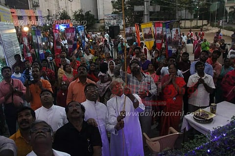 குழந்தை இயேசு பேராலய திருவிழா கொடியேற்றத்துடன் தொடங்கியது