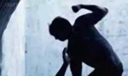 நாய் சங்கிலியால் கணவரை கட்டிப்போட்ட பெண்