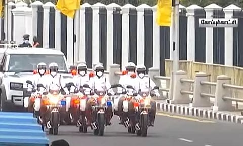 குடியரசு தின அணிவகுப்பு ஒத்திகை - மெரினாவில் 4 நாட்கள் போக்குவரத்து மாற்றம் செய்யப்பட உள்ளதாக தகவல்