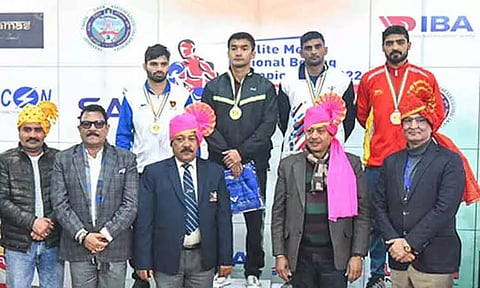 தேசிய குத்துச்சண்டை: அசாம் வீரர் ஷிவ தபா 'சாம்பியன்'