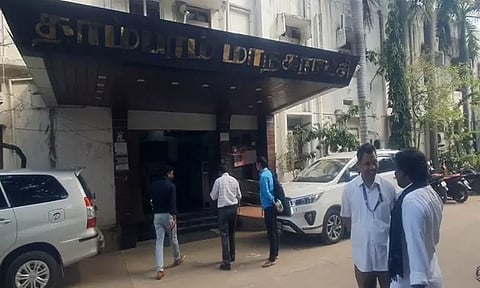 போகி பண்டிகை: சுற்றுச்சூழல் மாசுபாட்டை தவிர்க்க தாம்பரம் மாநகராட்சி சிறப்பு நடவடிக்கை...!