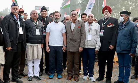 ராகுல் காந்தியின் பாரத் ஜோடோ யாத்திரையில் முன்னாள் ராணுவ தளபதி, ஓய்வு பெற்ற ராணுவ அதிகாரிகள் பங்கேற்பு