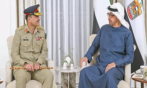 அமீரக அதிபருடன் பாகிஸ்தான் புதிய ராணுவ தலைமை தளபதி சந்திப்பு