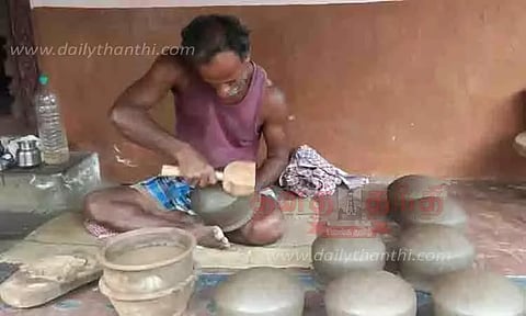 மண்பாண்டங்கள் தயாரிப்பு பணி தீவிரம்