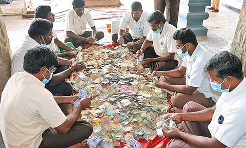 19 நாட்களில் திருத்தணி முருகன் கோவிலில் ரூ.1¼ கோடி உண்டியல் வசூல்