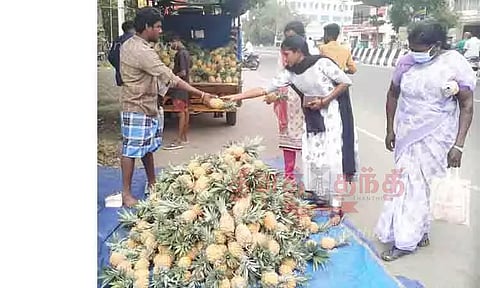 அன்னாசி பழம் விற்பனை