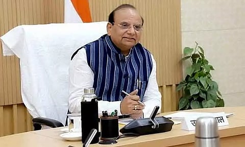 அம்பானிக்கு சொந்தமான நிறுவனத்தில் ஆம் ஆத்மி அரசின் நியமனங்களை ரத்து செய்ய டெல்லி கவர்னர் வலியுறுத்தல்