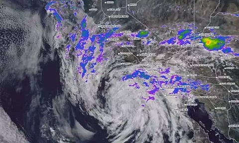 கலிபோர்னியாவை மேலும் 2 புயல்கள் தாக்க வாய்ய்பு: அதிகாரிகள் எச்சரிக்கை