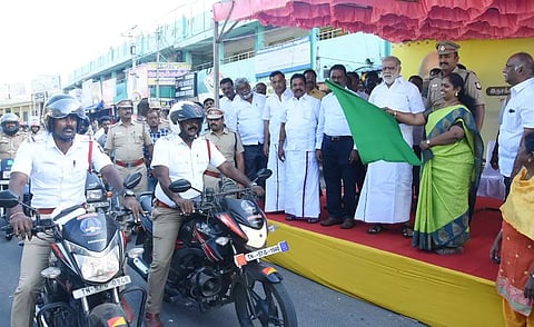 திண்டுக்கல்லில் சாலை பாதுகாப்பு விழிப்புணர்வு ஊர்வலம்